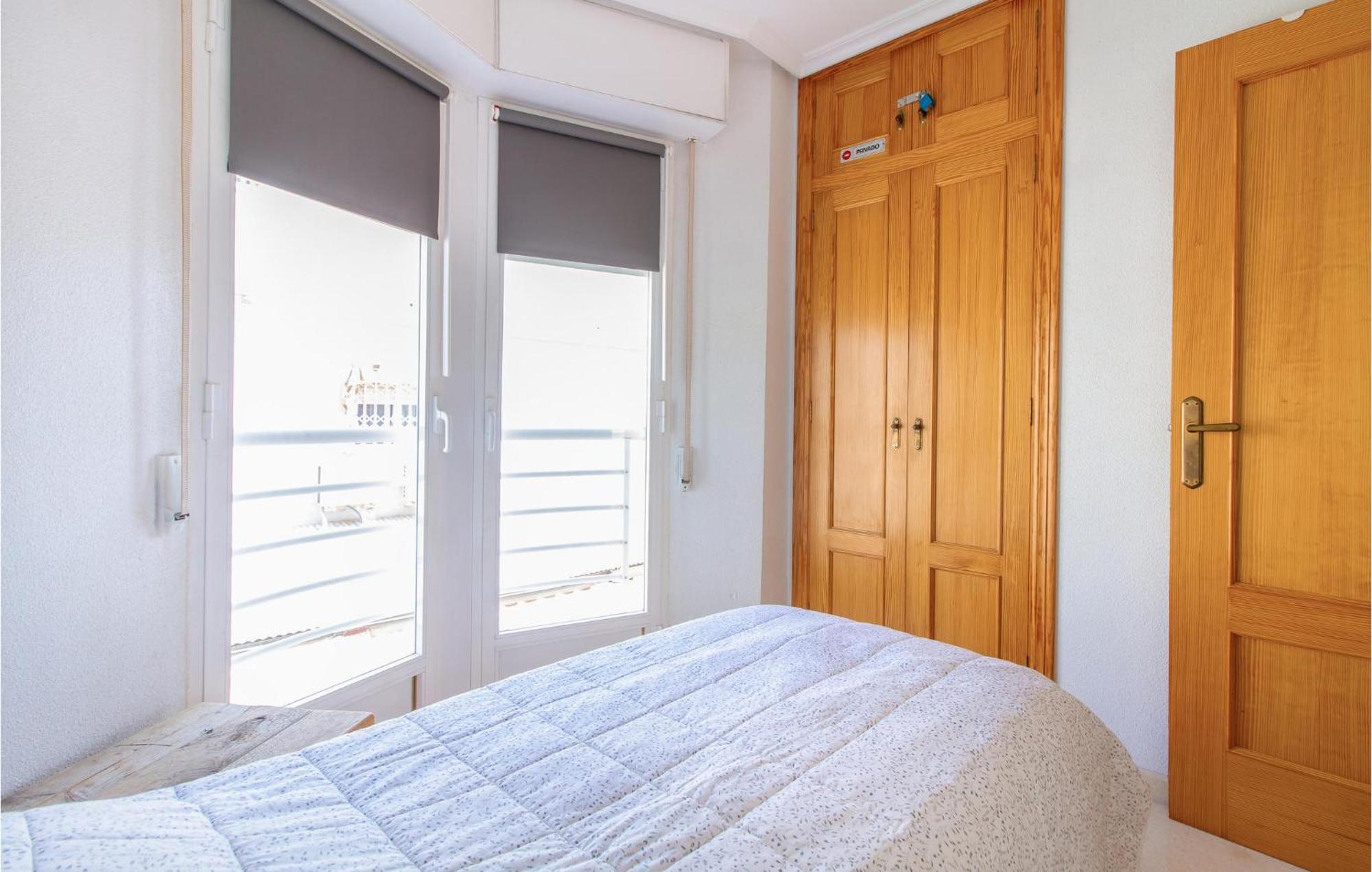 2 Bedroom Lovely Home In Santa Pola Buitenkant foto