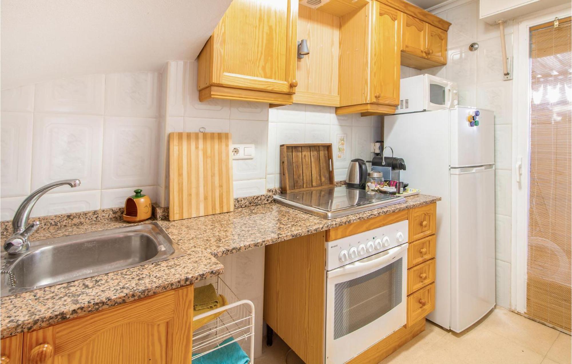 2 Bedroom Lovely Home In Santa Pola Buitenkant foto