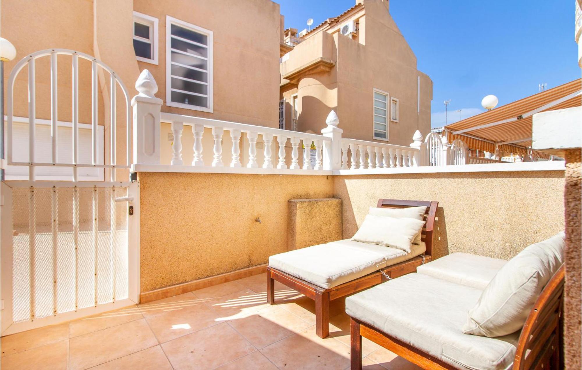 2 Bedroom Lovely Home In Santa Pola Buitenkant foto