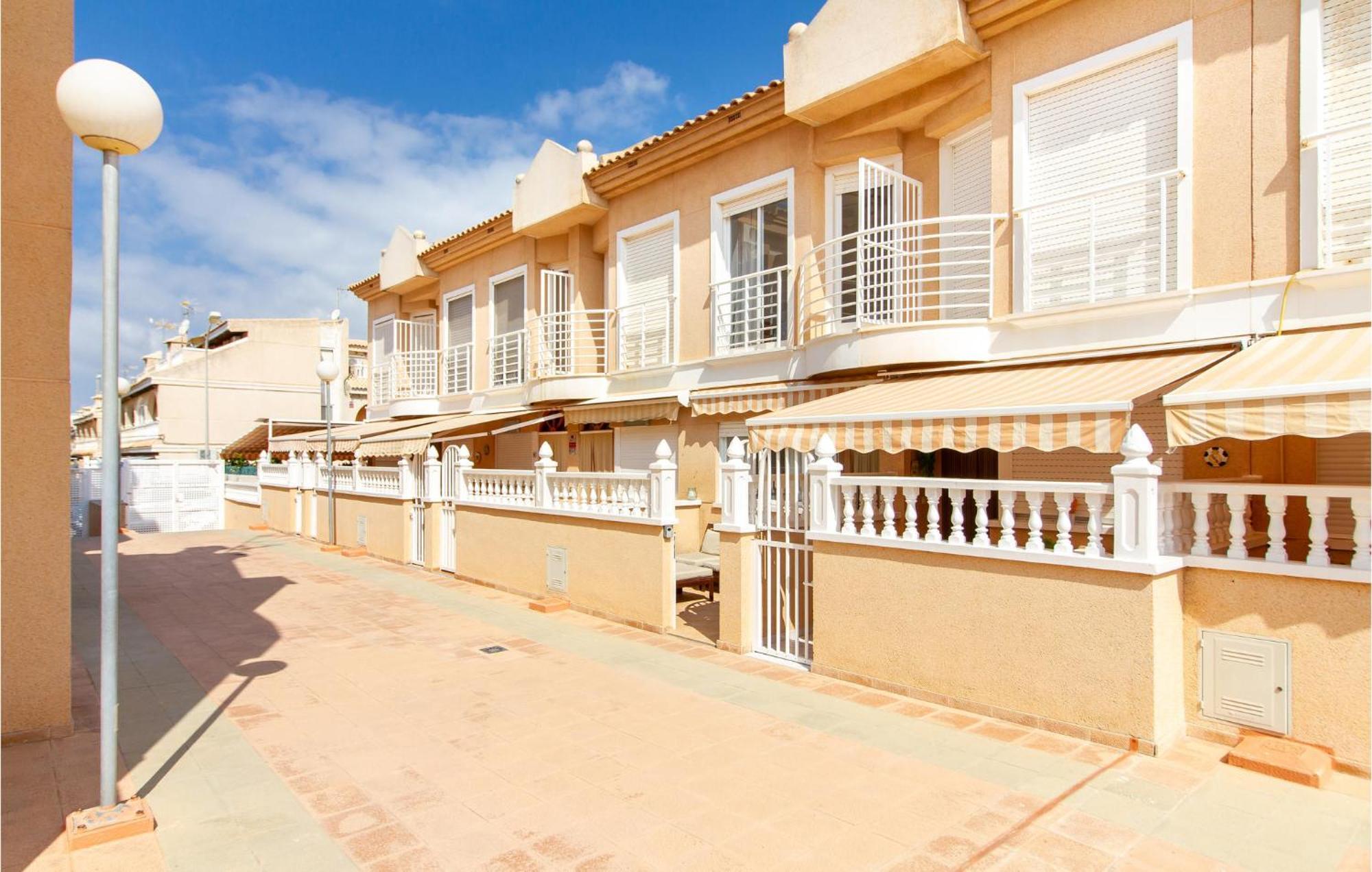 2 Bedroom Lovely Home In Santa Pola Buitenkant foto